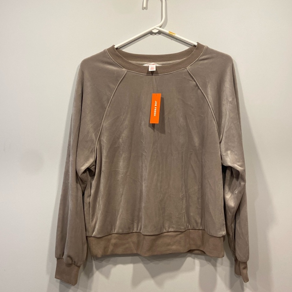 Valour matching set top